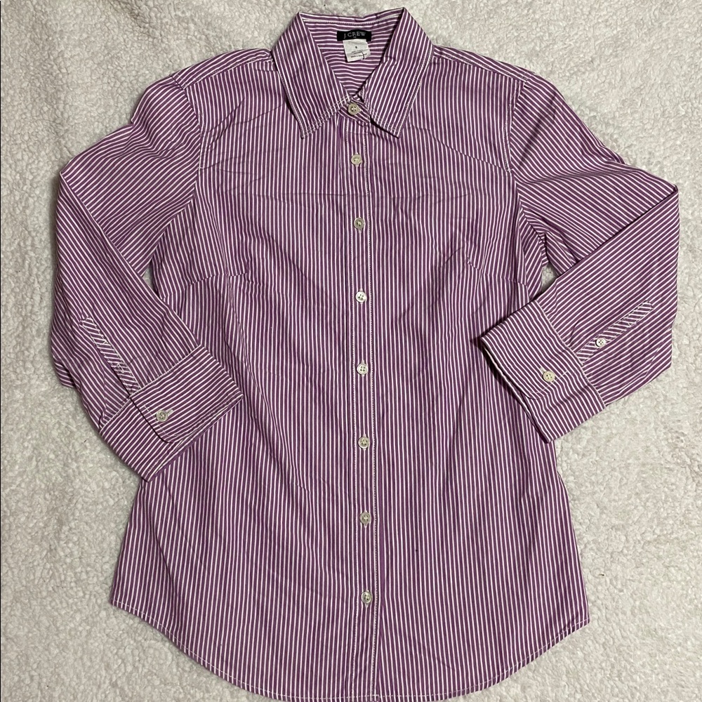 J.Crew Sz sm Womens quarter sleeve lavender and white striped button down shirt